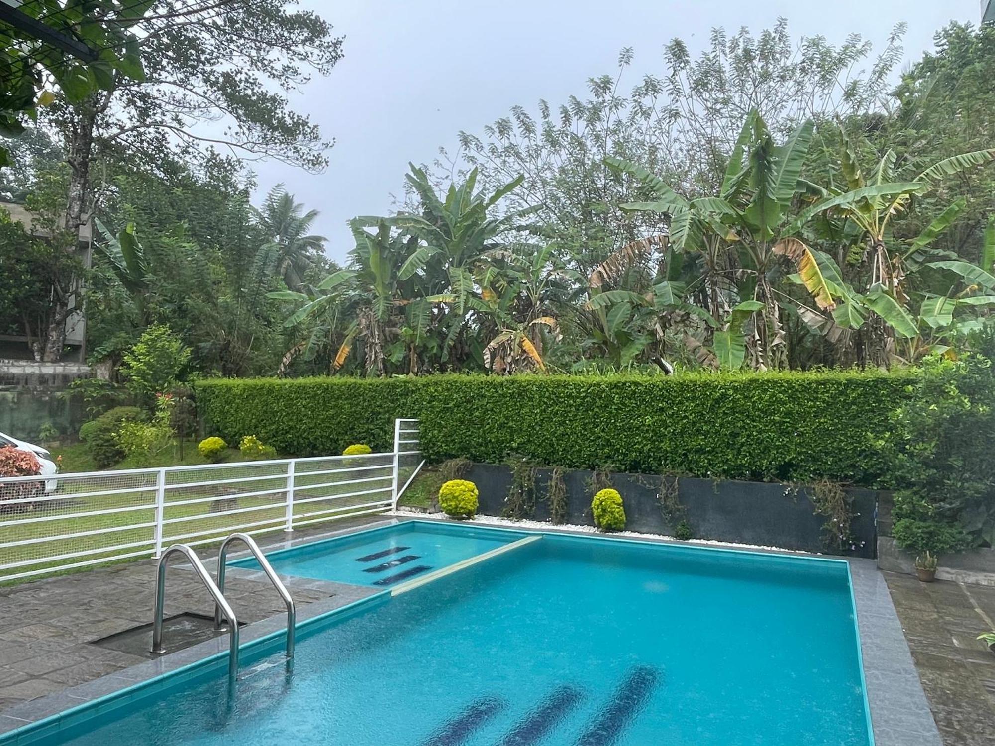 Surveyor'S Residence Bungalow แคนดี้ ภายนอก รูปภาพ